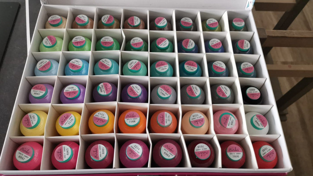 Koffer mit Näh/ Stickgarn – 48 Farben - Ausverakuf